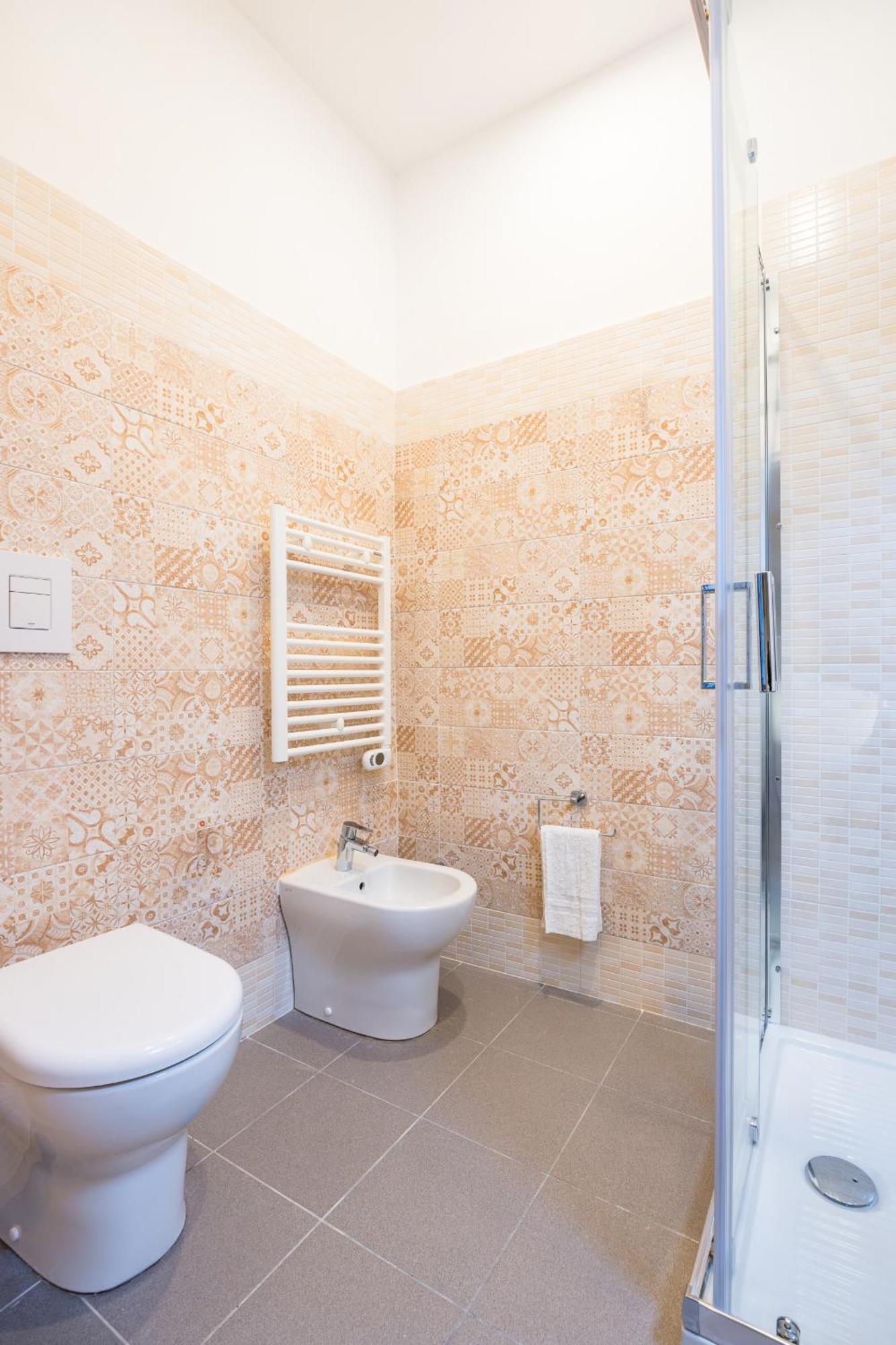 Via Milano Central Station Apartment Napoli Bagian luar foto