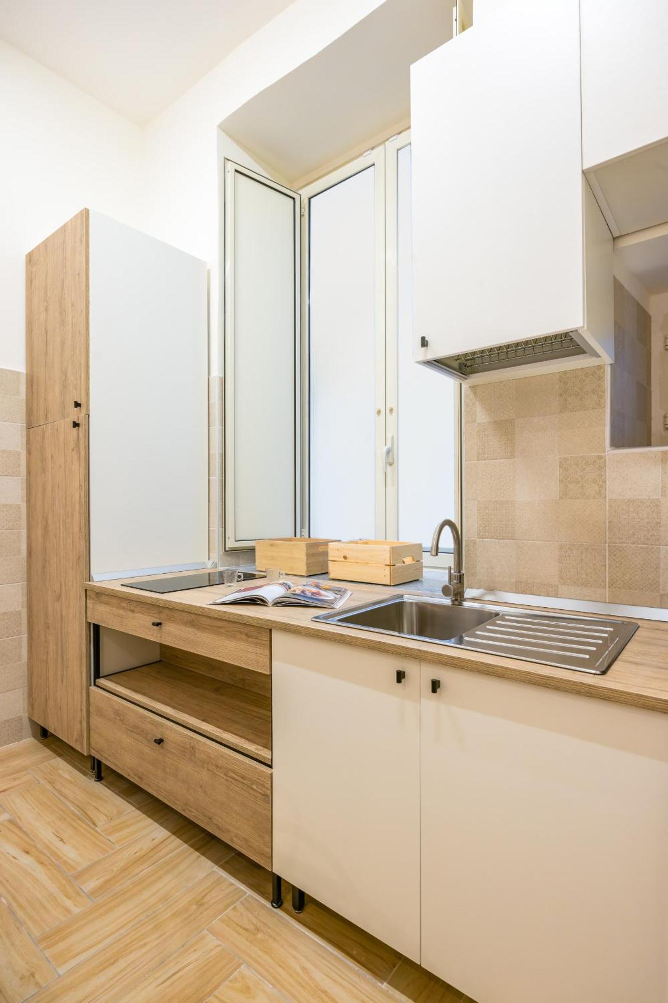 Via Milano Central Station Apartment Napoli Bagian luar foto