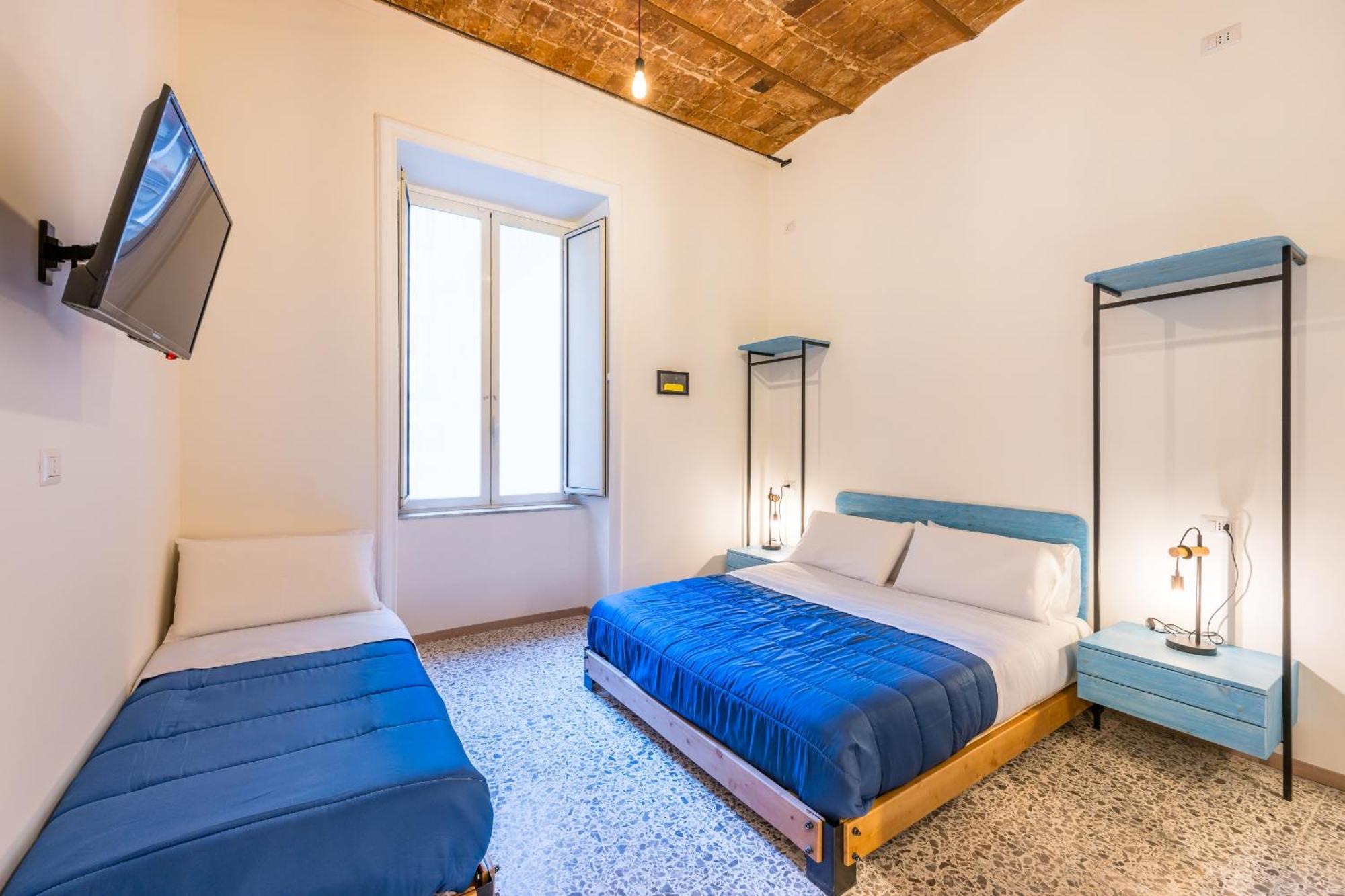 Via Milano Central Station Apartment Napoli Bagian luar foto