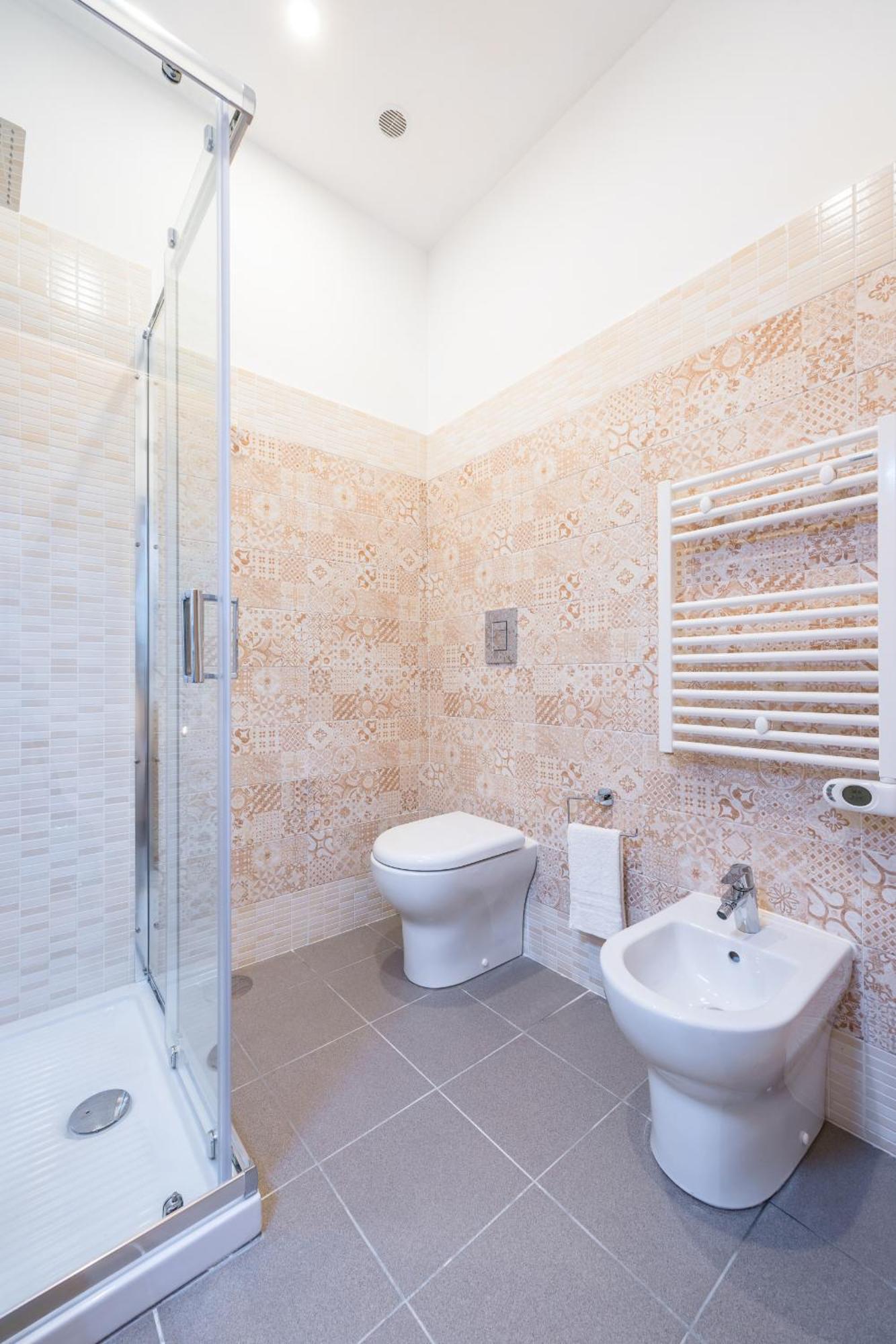 Via Milano Central Station Apartment Napoli Bagian luar foto
